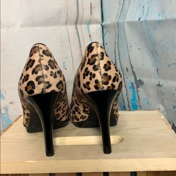 Franco Sarto Womans 10M Darren2 Honey Calf Hair Leopard Print 3.75" Heal Almond - Picture 3 of 8